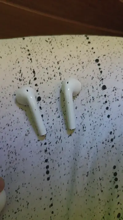 Airpods nuevos nunca usados - miniatura 4
