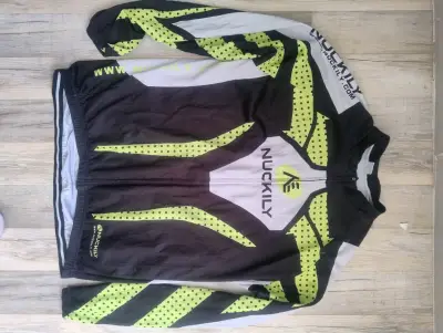 Chaqueta de ciclismo Nuckily XL negra y amarilla - miniatura 1