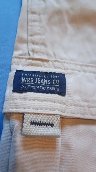 Bermudas cargo beige WRG Jeans Co niño talla 8 -10 - miniatura 4