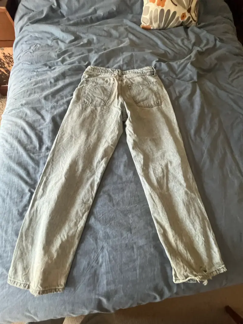 Jeans de mezclilla azul claro talla 16 - 2