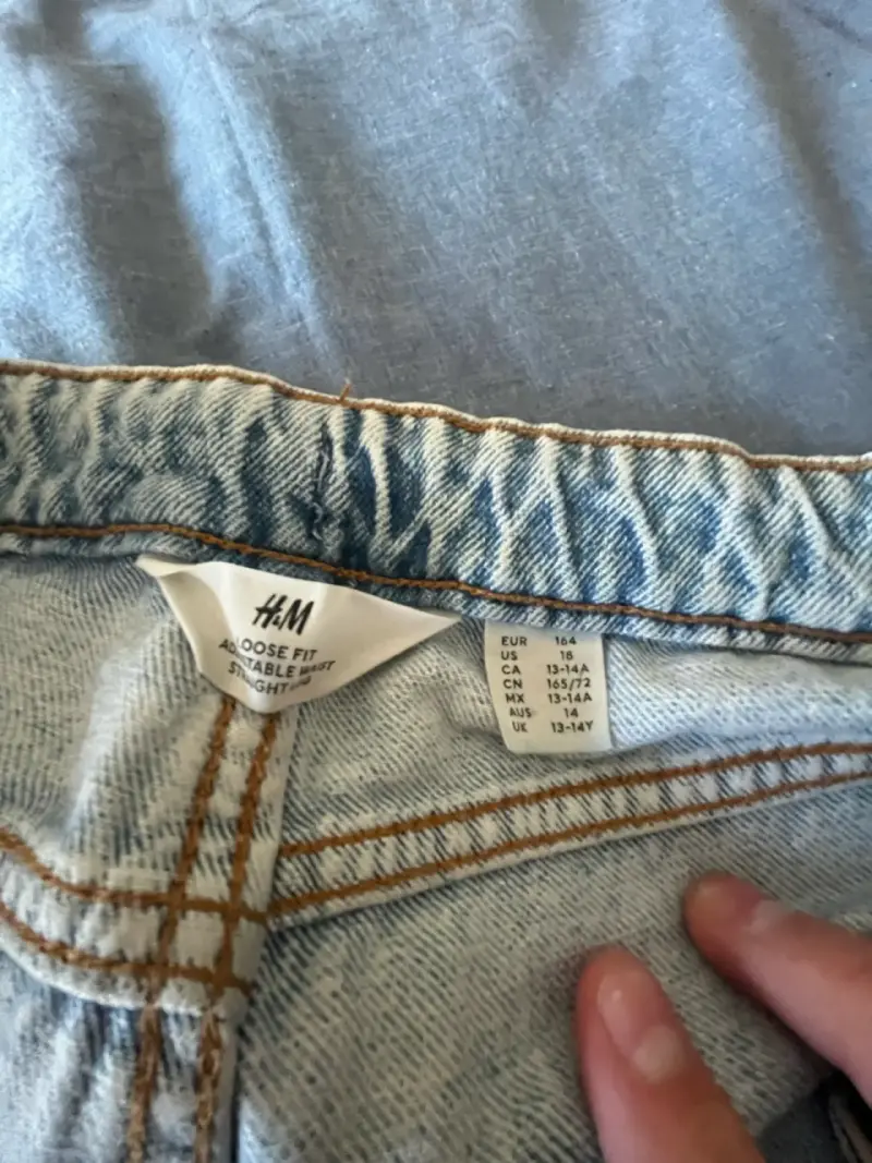 Jeans de mezclilla azul claro talla 16 - 3