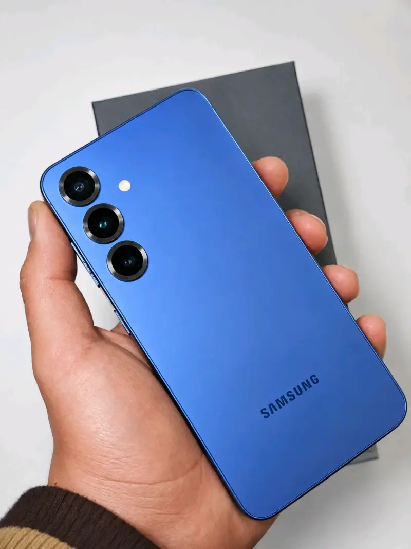 Galaxy s25 - 1