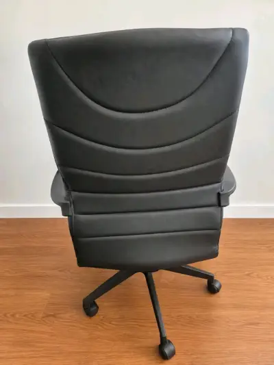 Silla de Oficina Ergonómica Negra - miniatura 2