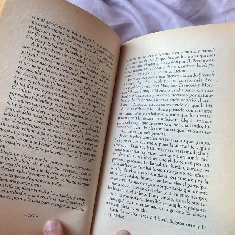 Libro ¡Viven! de Piers Paul Read - 4