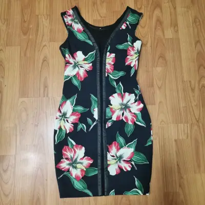 Vestido floral sin mangas para mujer - miniatura 2