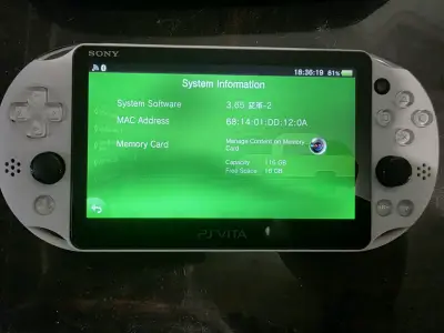 PS Vita Slim blanca excelente estado, con sd 128gb - miniatura 1