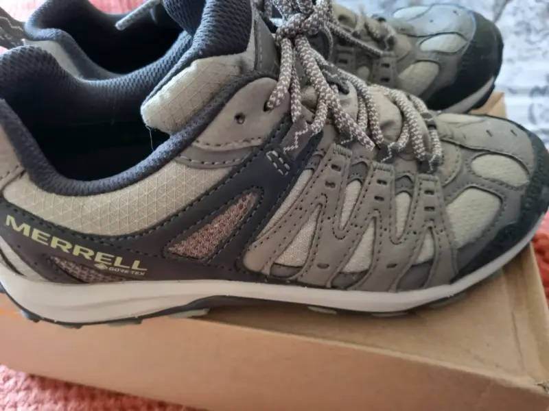 Zapatillas de trekking Merrell Gore-Tex grises - 1