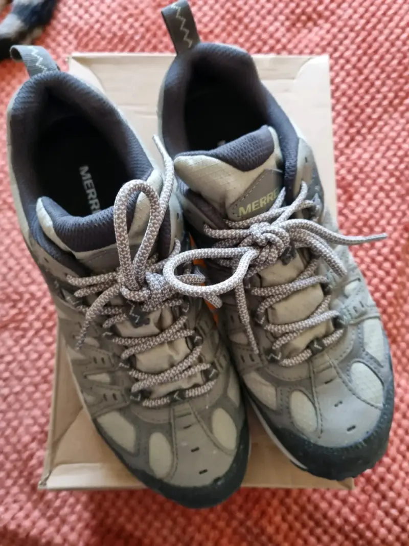 Zapatillas de trekking Merrell Gore-Tex grises - 2