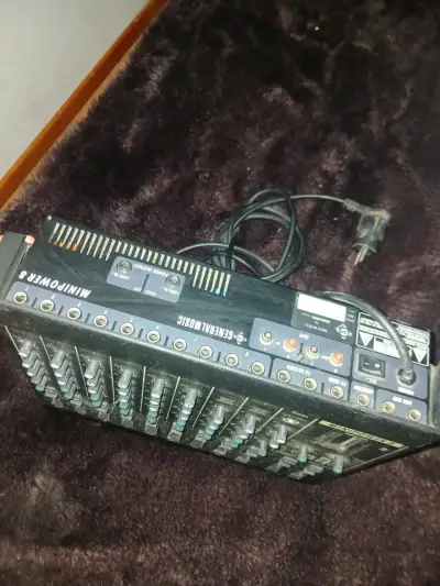 Mezclador de Audio OSP Minipower 8 - miniatura 2
