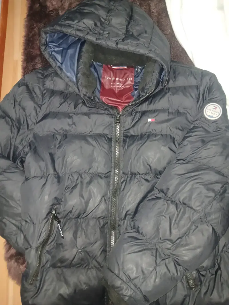 Chaqueta negra Tommy Hilfiger - 1