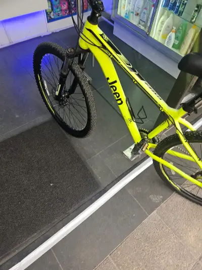 Bicicleta Jeep Amarilla de Montaña - miniatura 1