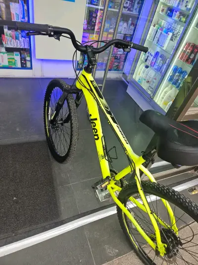 Bicicleta Jeep Amarilla de Montaña - miniatura 2