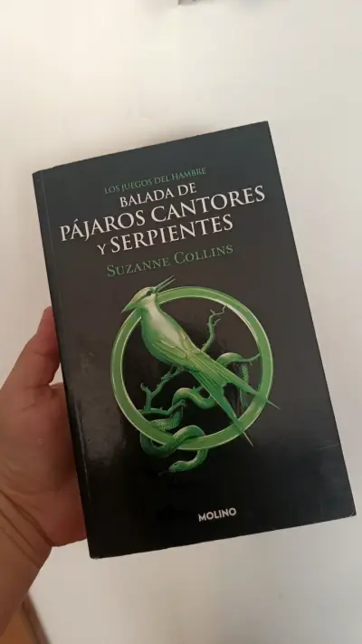 Libro Balada de Pájaros Cantores y Serpientes de Suzanne Collins - miniatura 1
