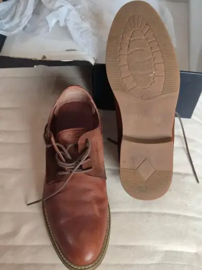 Zapatos de cuero marrón para hombre - miniatura 2