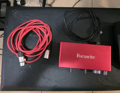 Kit de grabación Focusrite Scarlett Studio MK3 - miniatura 4