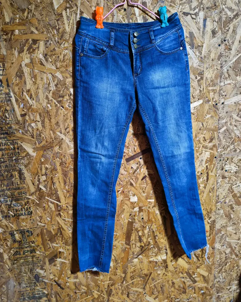 Jeans azul desgastado para mujer - 1