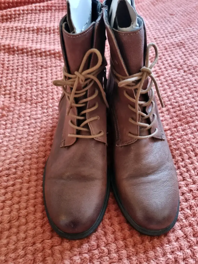 Botines de cuero marrón para mujer Geox - 1