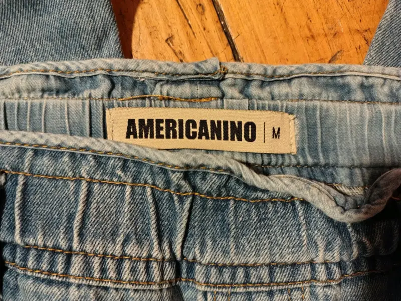Jeans Americanino con roturas - 3