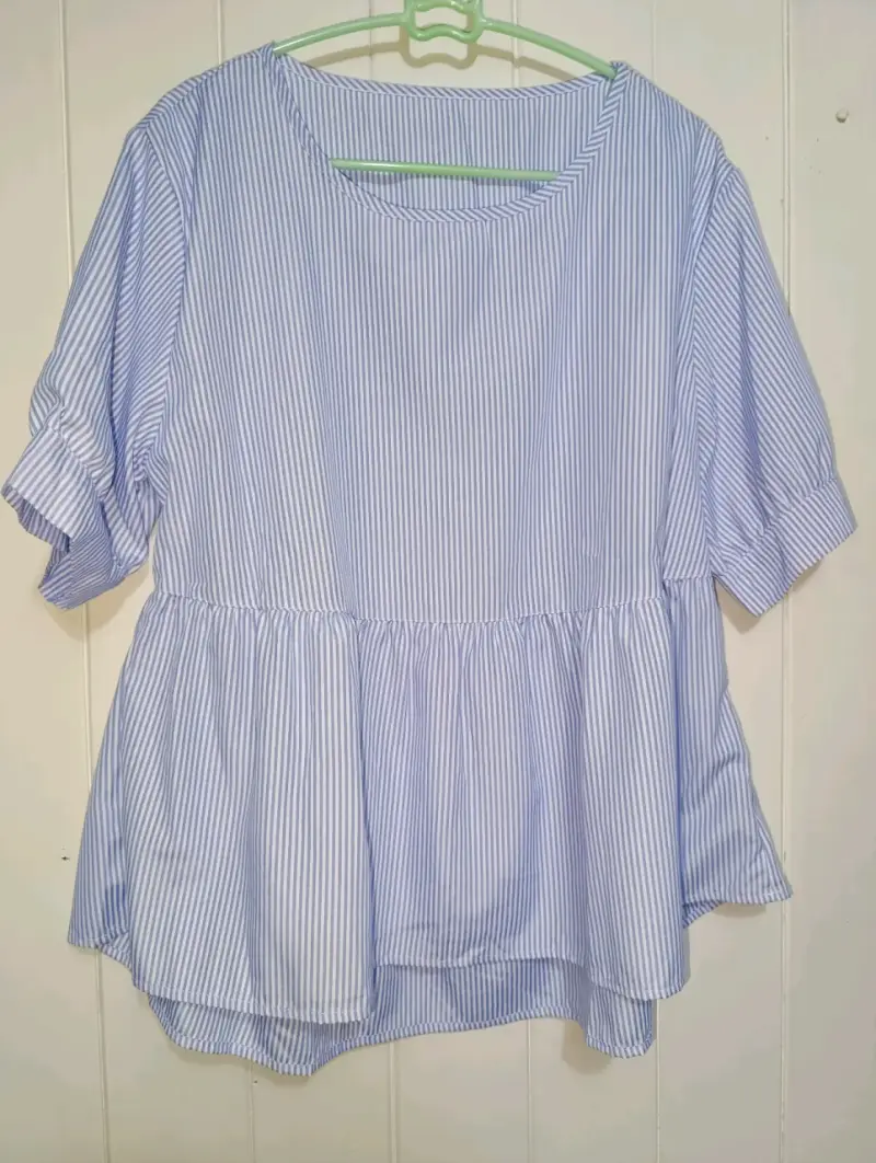 Blusa de rayas azul y blanco para mujer - 1