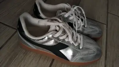 Zapatillas Diadora Plateadas talla 38 - miniatura 1