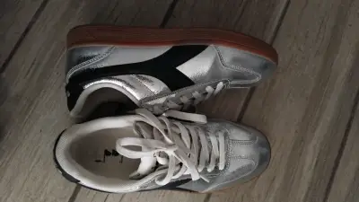 Zapatillas Diadora Plateadas talla 38 - miniatura 2