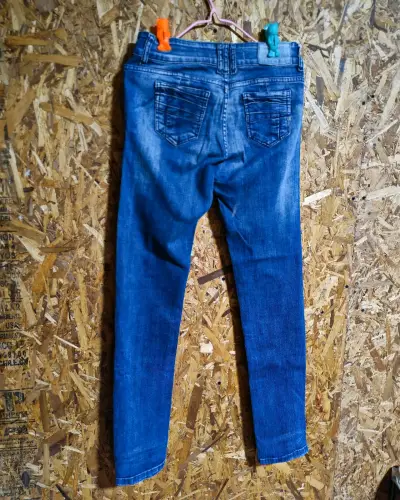Jeans azul para mujer en buen estado - miniatura 2