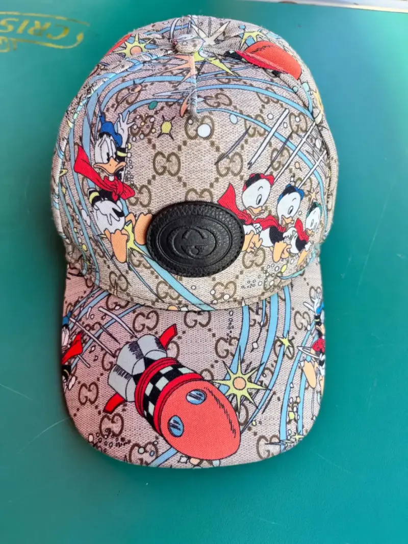 Gorra Gucci Disney Donald Duck edición especial - 1