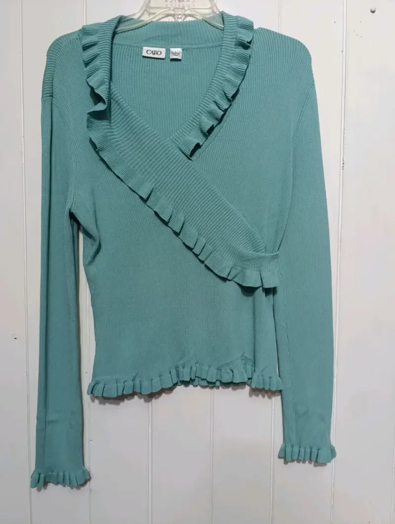 Suéter de punto menta con volantes para mujer - 1