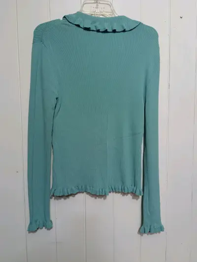 Suéter de punto menta con volantes para mujer - miniatura 3