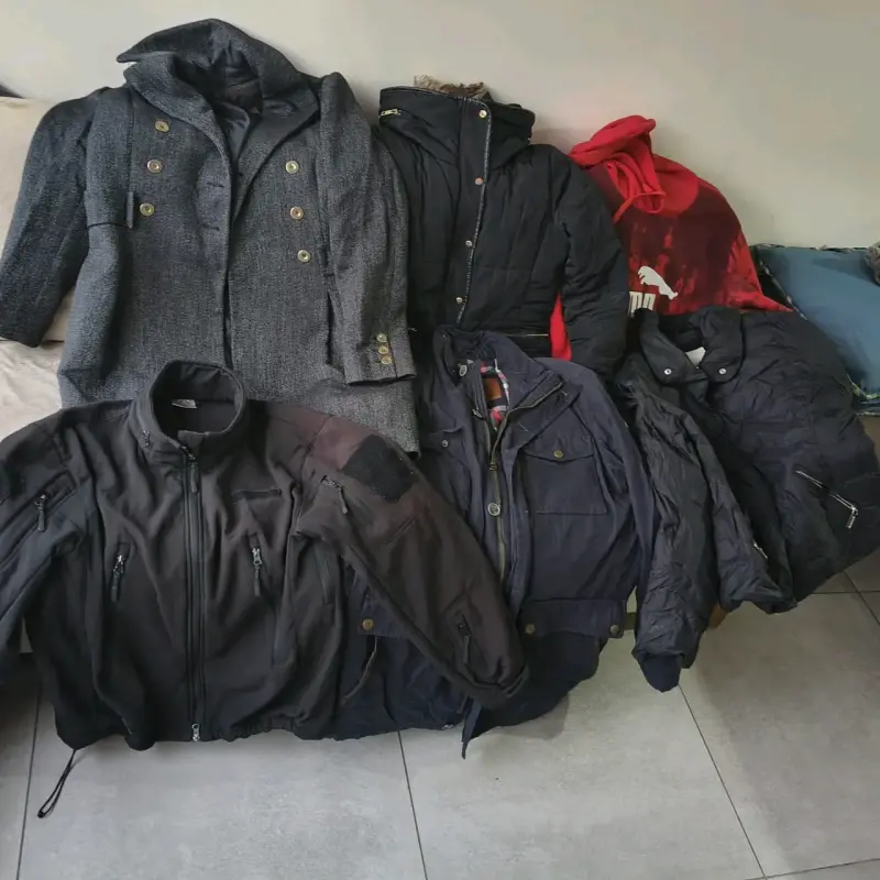 Lote de chaquetas y abrigos para hombre - 1