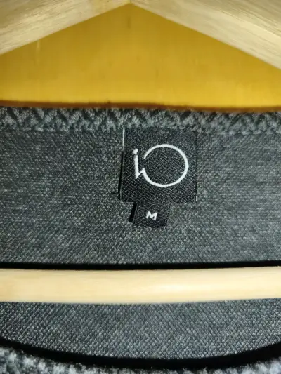 Vestido de punto gris con bolsillos - miniatura 3