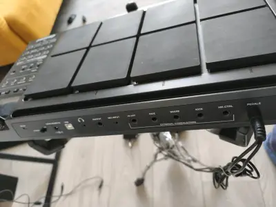 Batería electrónica Carlsbro Okto A con pedales - miniatura 3