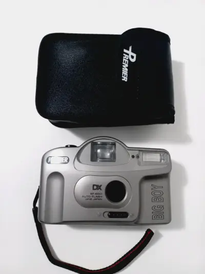 Cámara analógica Premier Big Boy con flash automático - miniatura 1