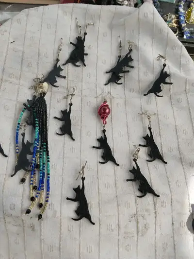 Jabones artesanales en caja decorativa - miniatura 4