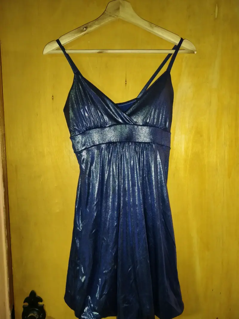 Vestido de fiesta con brillo