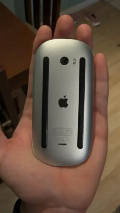 Mouse inalámbrico Apple Magic Mouse A1657 - miniatura 2