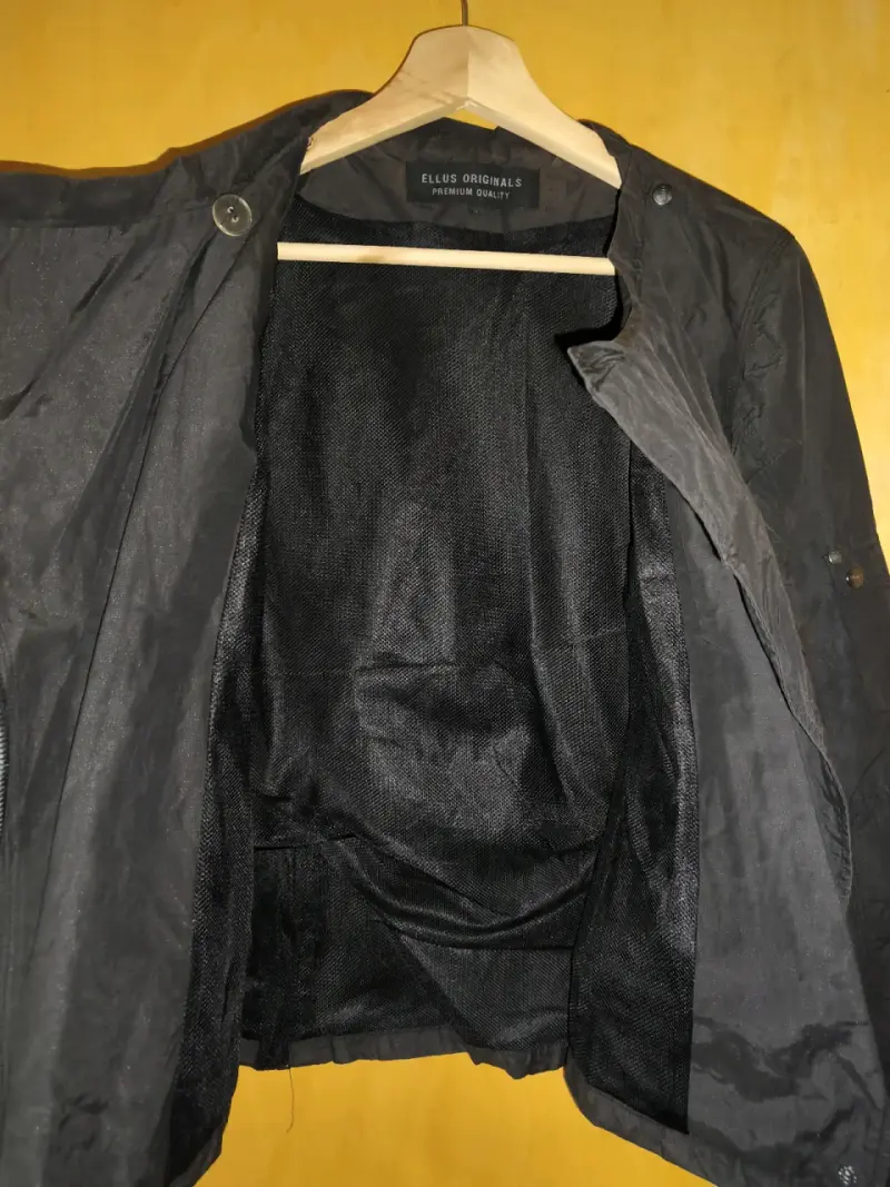 Chaqueta Negra Ellus Originals de Calidad Premium - 3