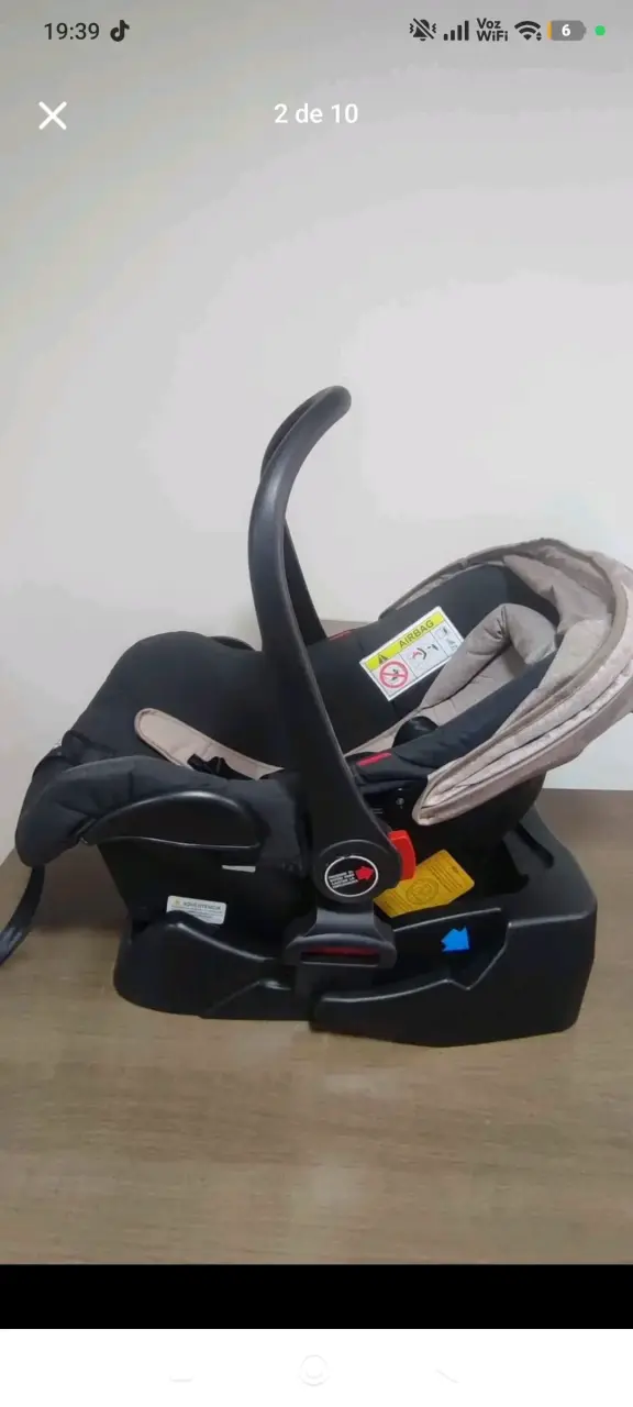 Silla de Auto para Bebé con Base Negra - 2