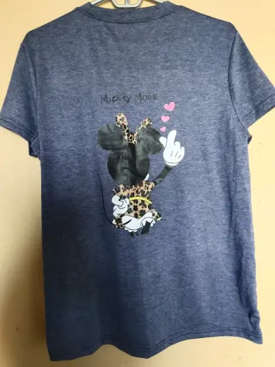 Polera azul con diseño de Mickey Mouse - miniatura 2