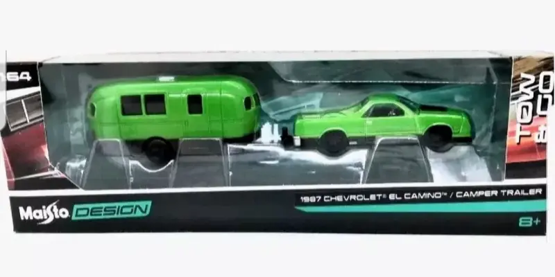 Modelo a escala Chevrolet El Camino con remolque verde - 2