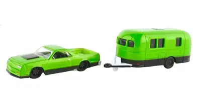 Modelo a escala Chevrolet El Camino con remolque verde - miniatura 4