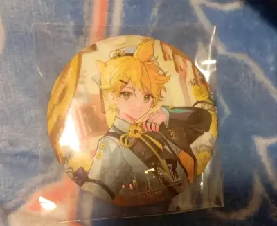 Pin de kagamine len - miniatura 1