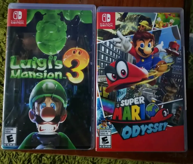 Nintendo Switch con juegos y estuche Super Mario - 3