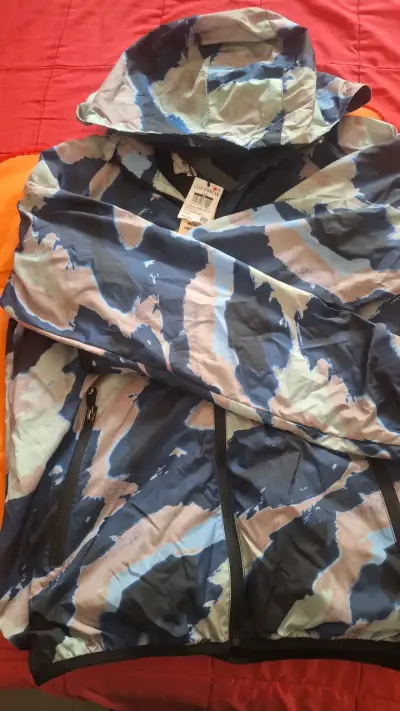 Chaqueta impermeable Cloudbreak con capucha - miniatura 1