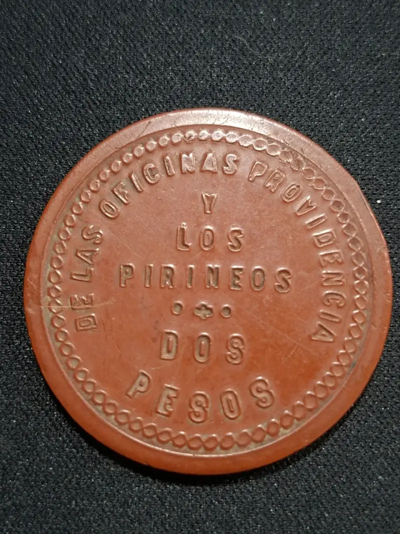 Ficha de 2 pesos antigua de almacén - 2