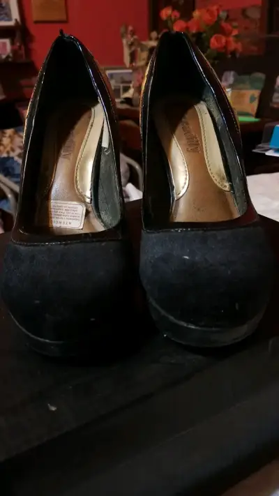 Zapatos de tacón Piccadilly florales negros - miniatura 1