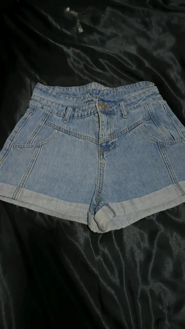 Shorts de mezclilla azul claro para mujer - 4