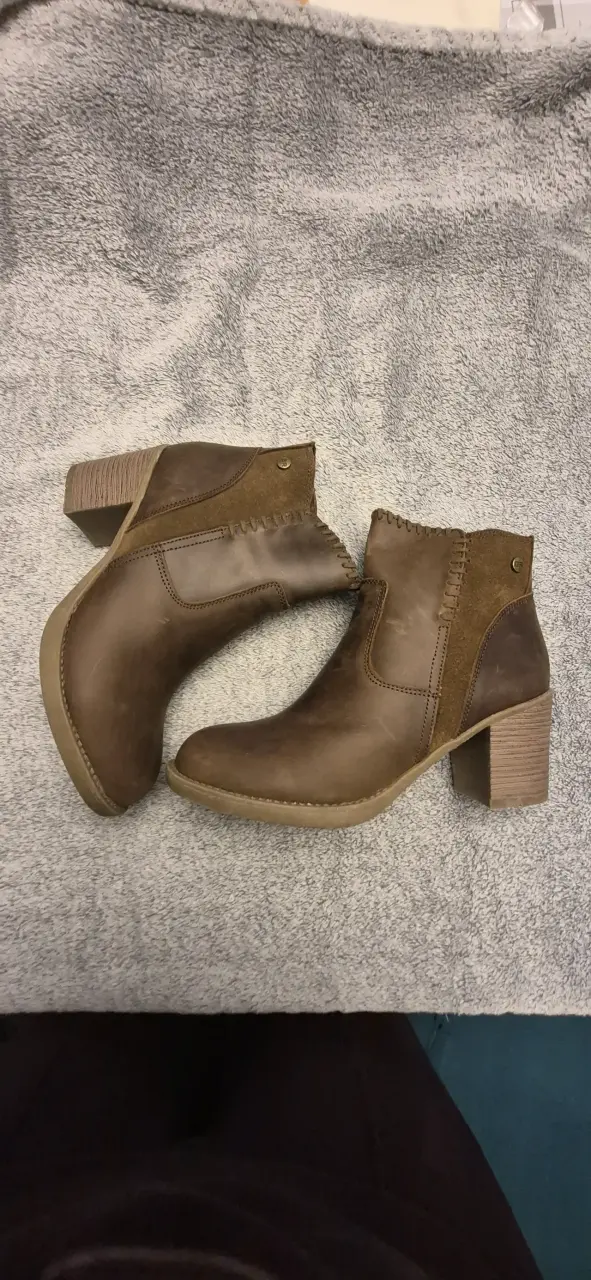 Botines de cuero marrón con tacón medio - 2