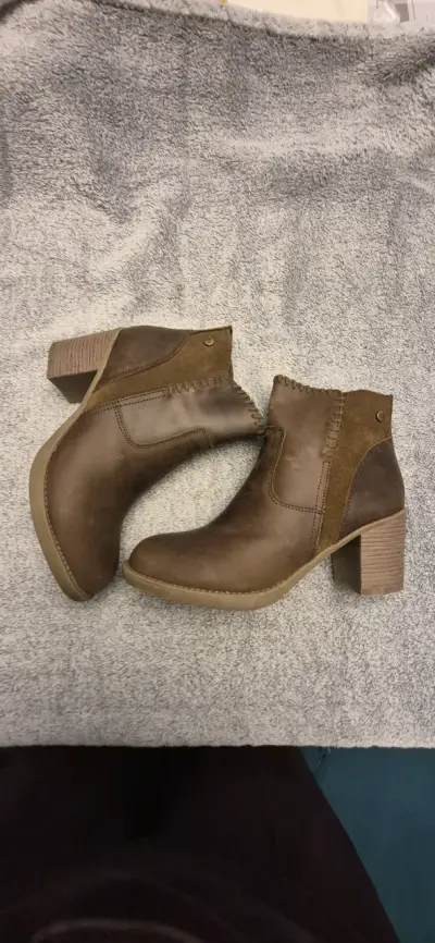 Botines de cuero marrón con tacón medio - miniatura 2