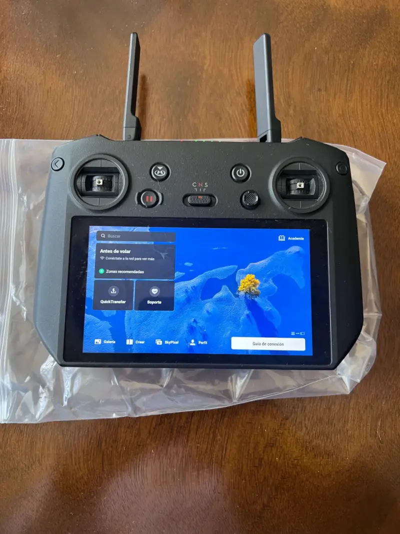Control remoto DJI Pro para drones con pantalla - 1